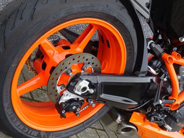 ktm - 1190-rc-8-r