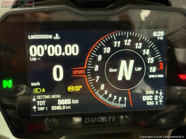 ducati - panigale-v4