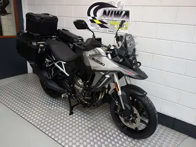 SUZUKI V-STROM 800 – foto 3