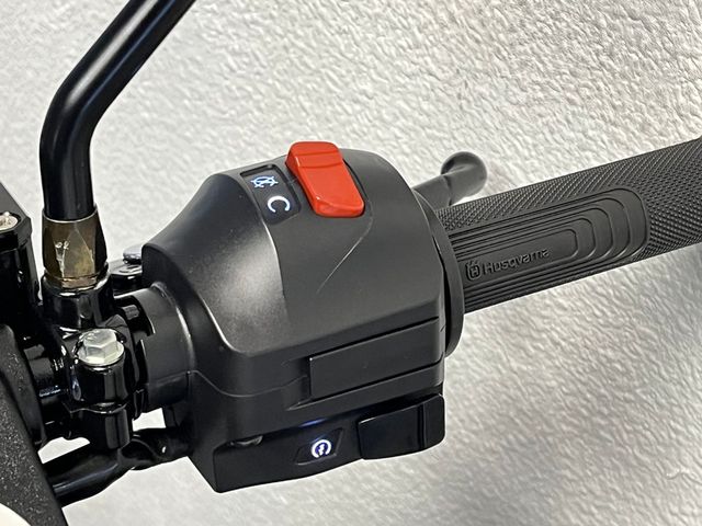 husqvarna - vitpilen-401