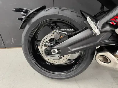 TRIUMPH TRIDENT 660 – foto 4