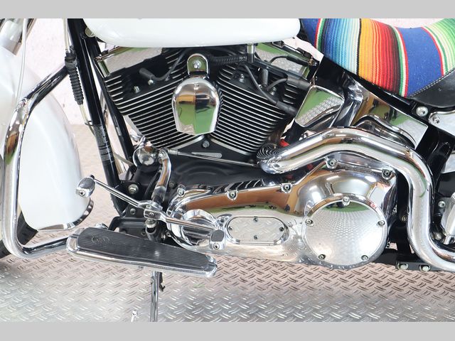 harley-davidson - softail-deluxe-flstni
