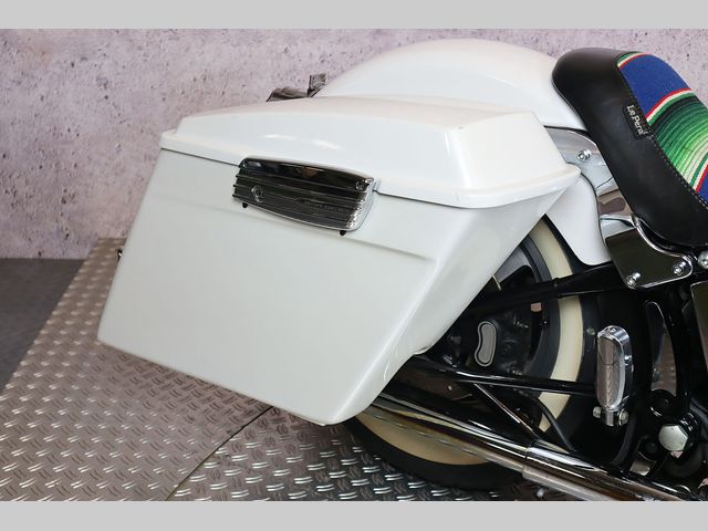 harley-davidson - softail-deluxe-flstni