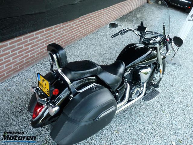 yamaha - xvs-1300-a-midnight-star