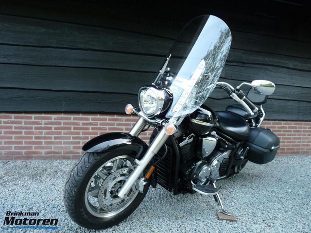 yamaha - xvs-1300-a-midnight-star