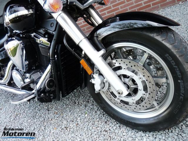 yamaha - xvs-1300-a-midnight-star