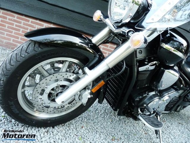 yamaha - xvs-1300-a-midnight-star