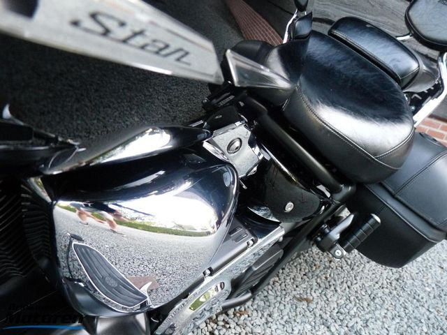 yamaha - xvs-1300-a-midnight-star