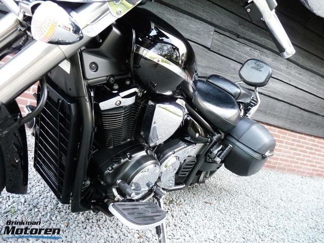 yamaha - xvs-1300-a-midnight-star