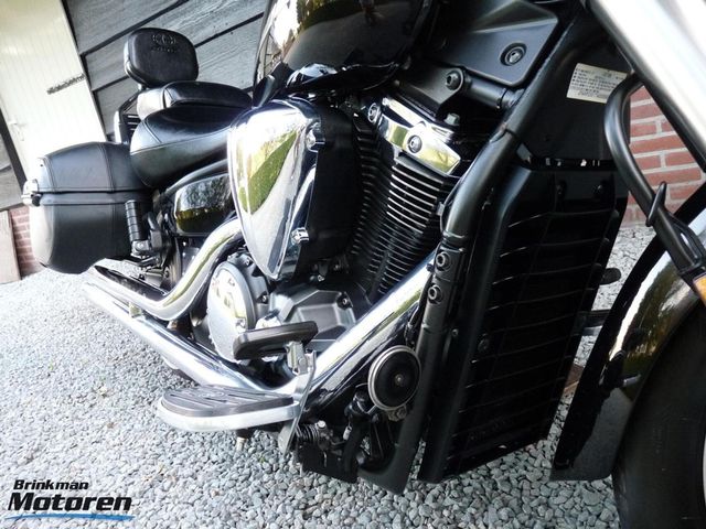 yamaha - xvs-1300-a-midnight-star