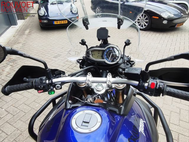 triumph - tiger-800