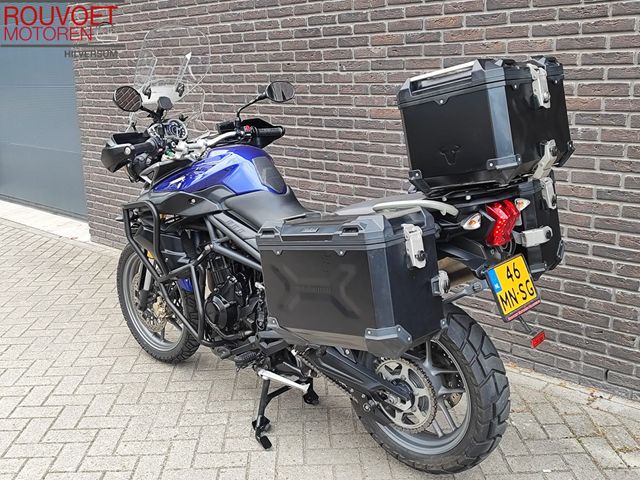 triumph - tiger-800