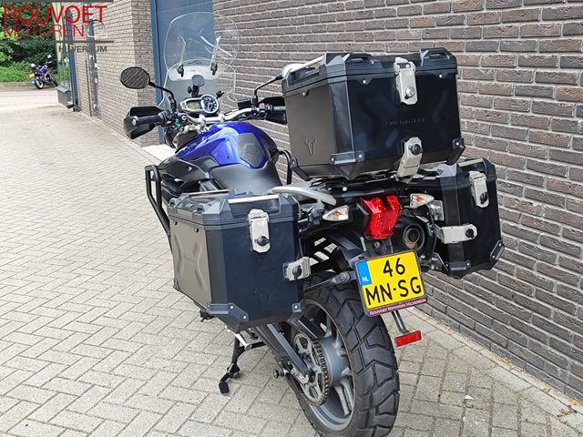 triumph - tiger-800