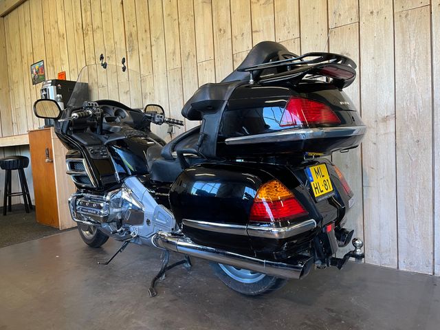 honda - gl-1800-goldwing-abs