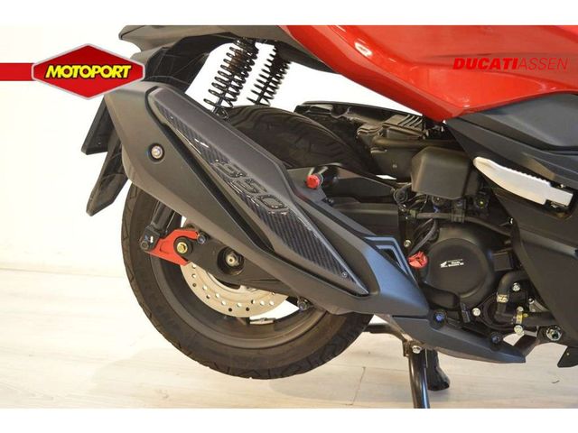 honda - nss-350-forza