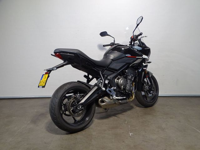 triumph - tiger-sport-660