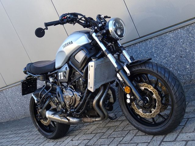 yamaha - xsr-700-abs