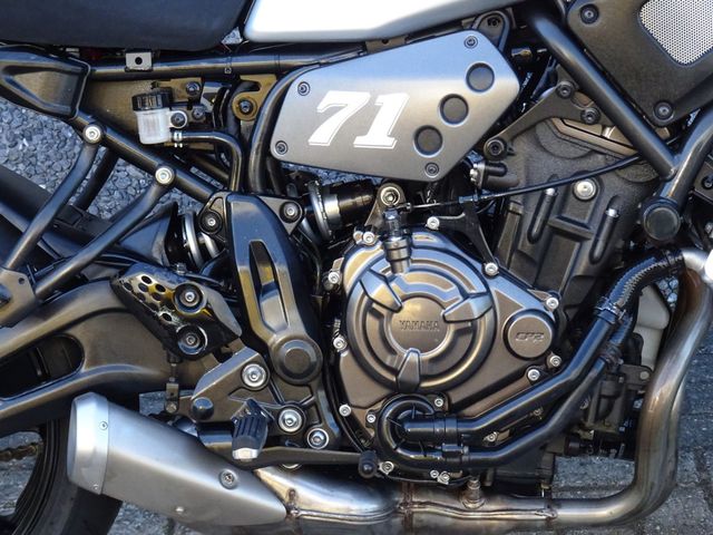 yamaha - xsr-700-abs