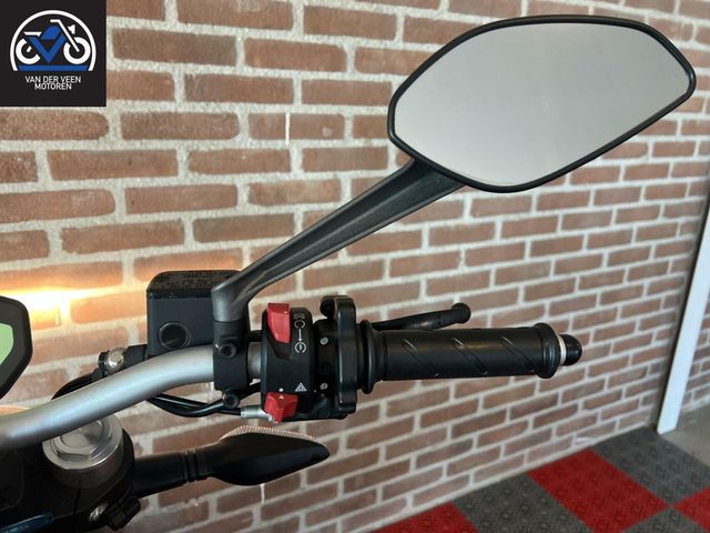 ducati - monster-797