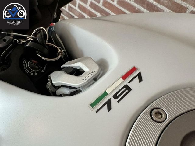 ducati - monster-797