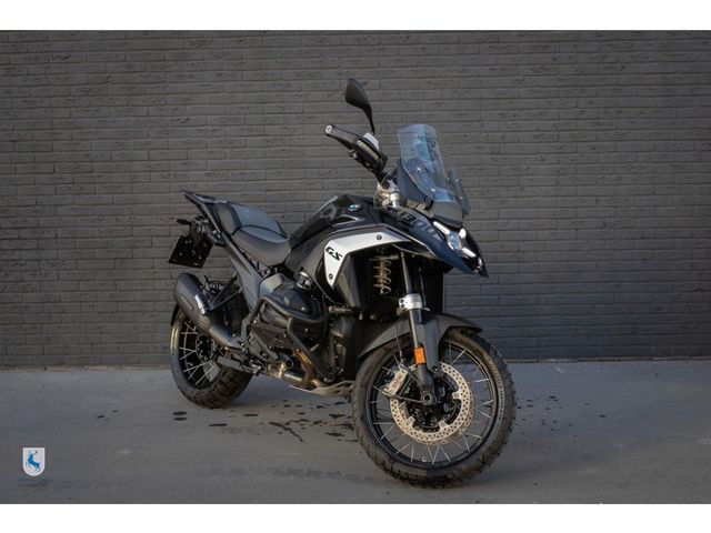 bmw - r-1300-gs-triple-black