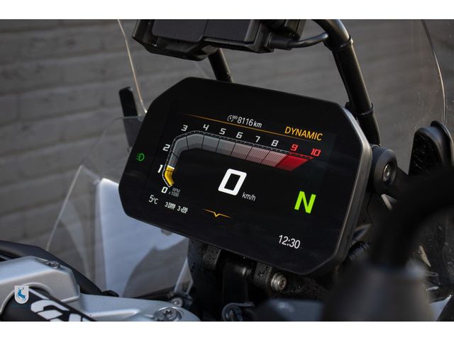 bmw - r-1300-gs-triple-black