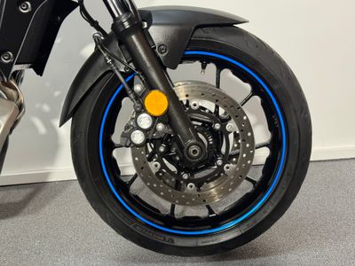 YAMAHA MT 07 ABS – foto 4