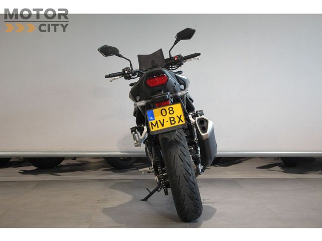 honda - cb-750-hornet