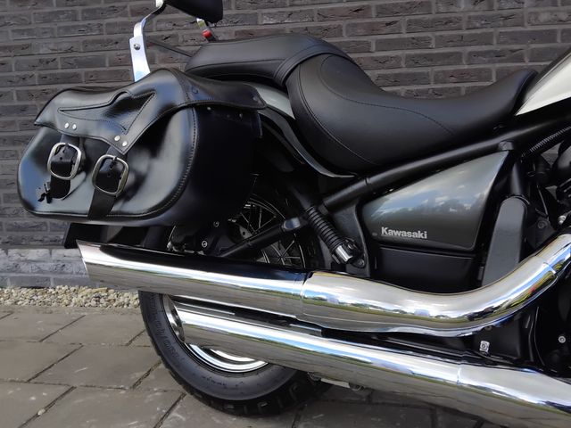kawasaki - vn-900-classic
