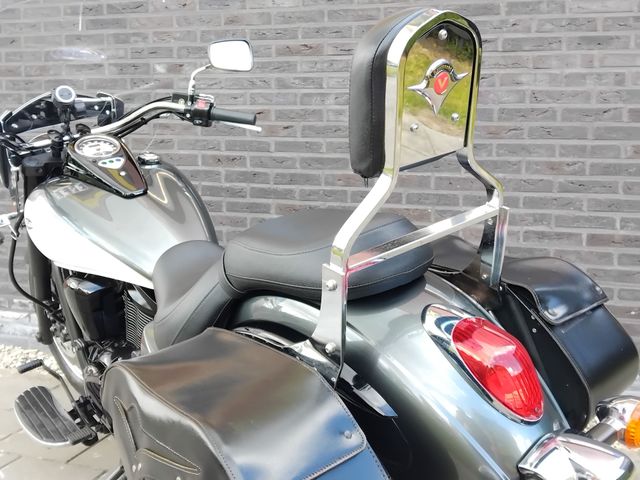 kawasaki - vn-900-classic