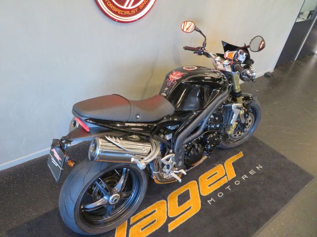 triumph - speed-triple-1050