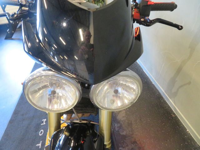 triumph - speed-triple-1050