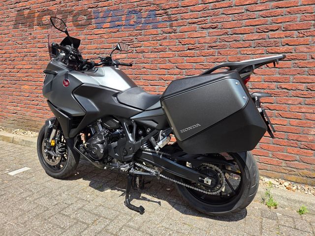 honda - nt-1100-dct