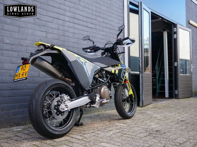 husqvarna - 701-supermoto