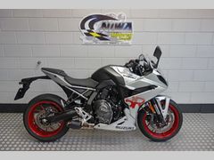 SUZUKI GSX-8R