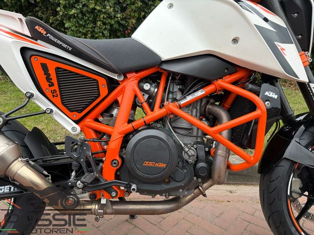 ktm - 690-duke-r-abs