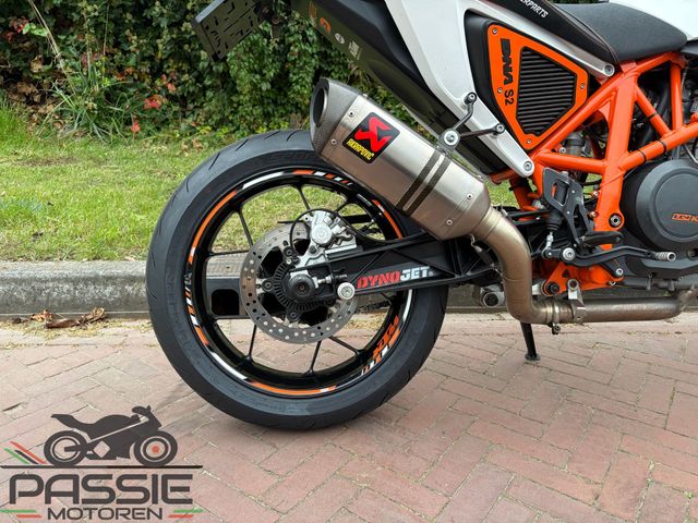 ktm - 690-duke-r-abs