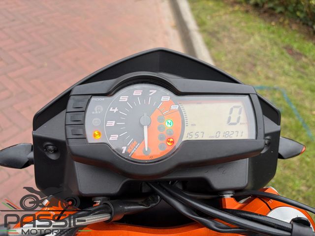 ktm - 690-duke-r-abs