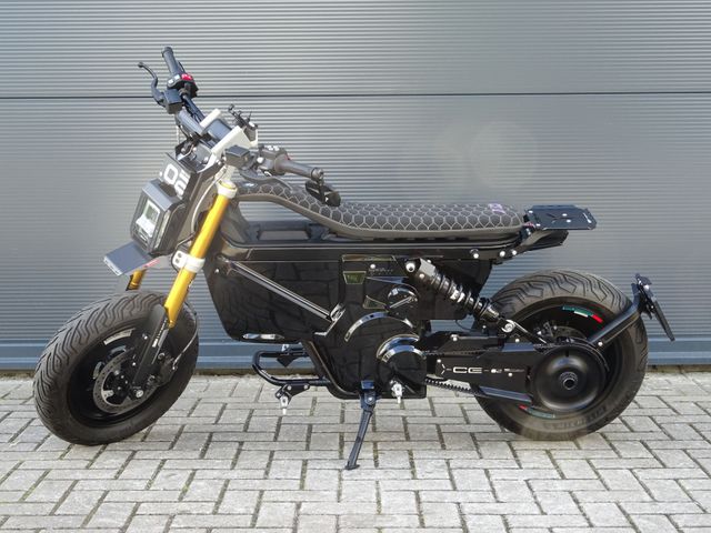 bmw - ce-02