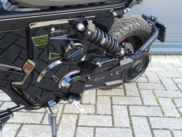 bmw - ce-02