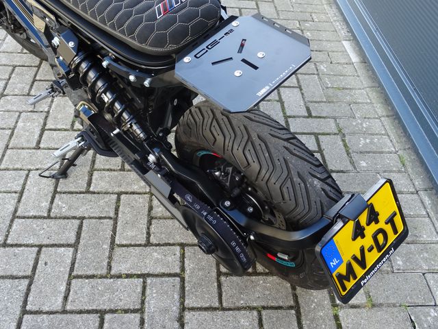 bmw - ce-02