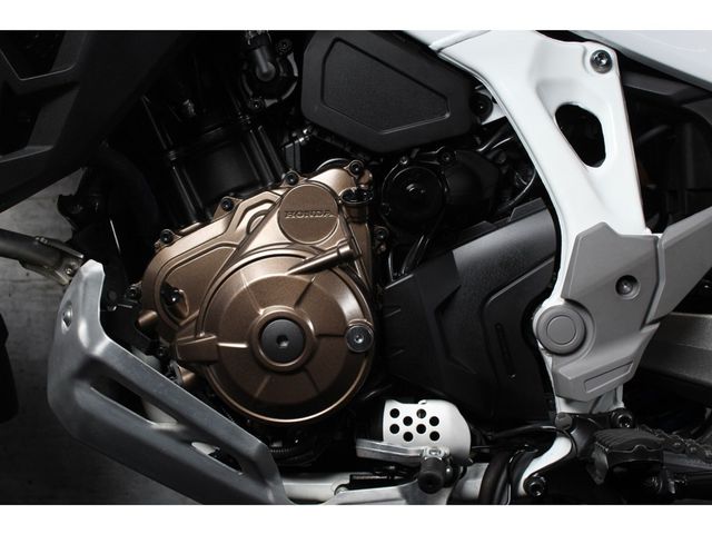 honda - crf-1100-l-africa-twin-dct