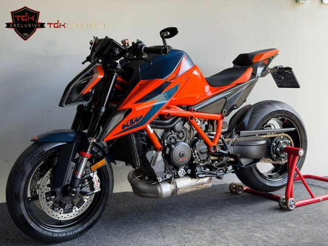 ktm - 1290-super-duke-r