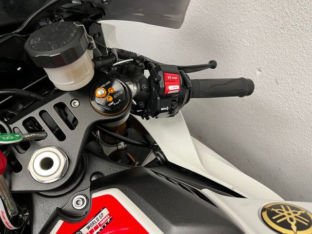 yamaha - yzf-r1-60th-anniversary