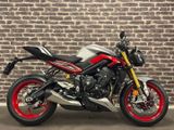 TRIUMPH STREET TRIPLE 765 R