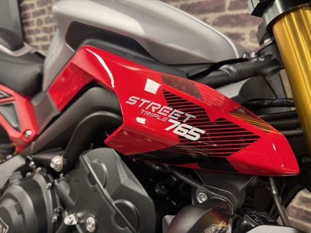 triumph - street-triple-765-r