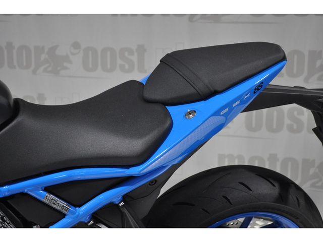 suzuki - gsx-8s
