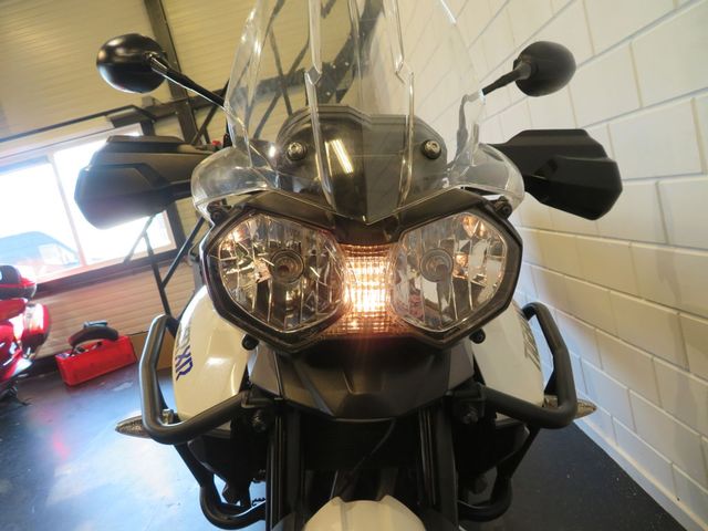 triumph - tiger-800-xr