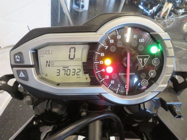 triumph - tiger-800-xr