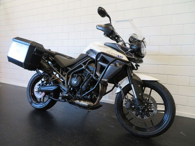 triumph - tiger-800-xr